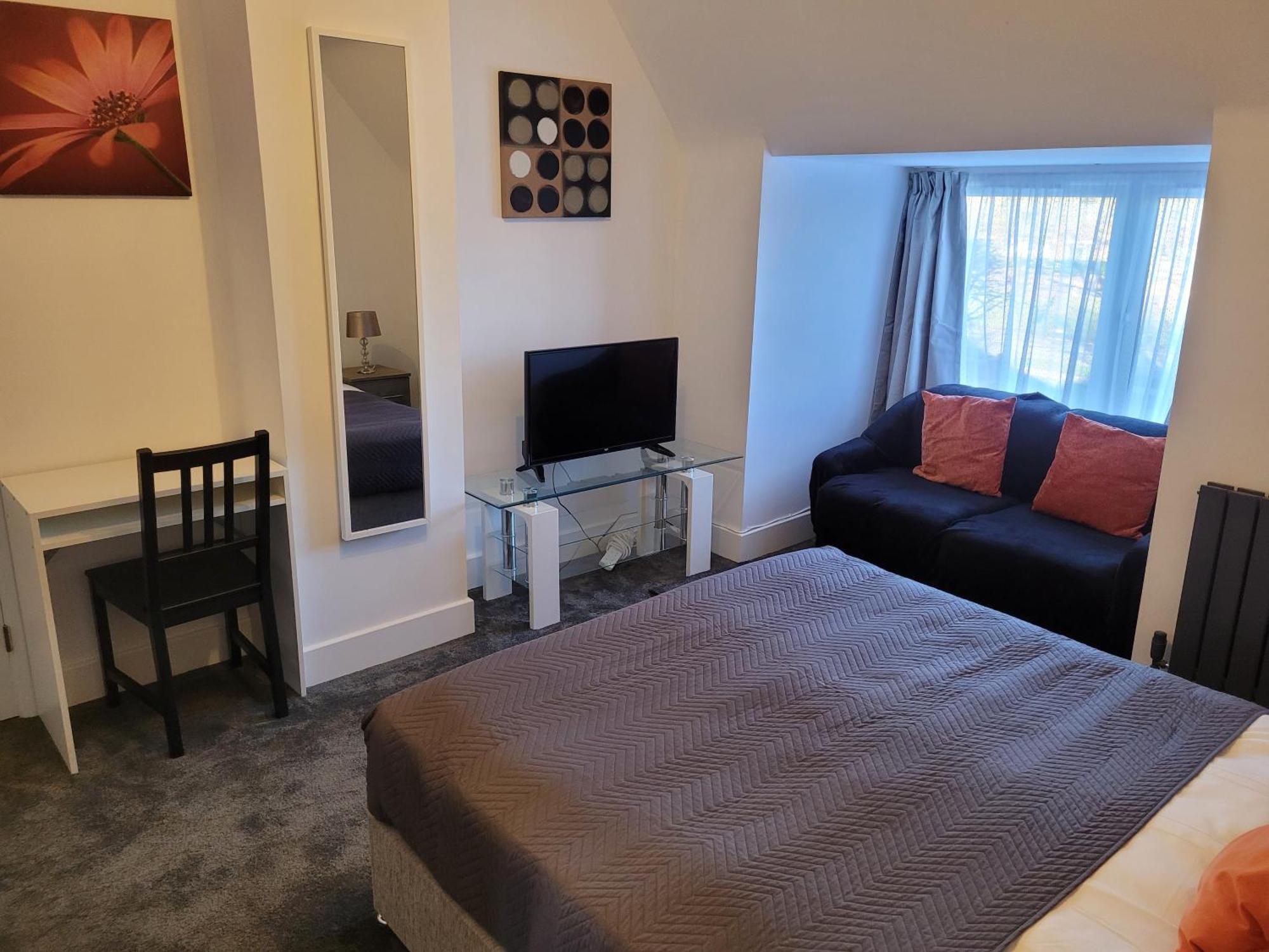 Silvertree Lodge - 2 Double Bed Flat With Parking Hemel Hempstead Esterno foto